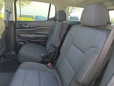 2022 GMC Acadia — photo 18 view