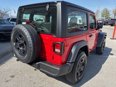 2026 Jeep Wrangler - Photo 26