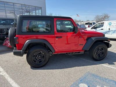 2026 Jeep Wrangler - Photo 30