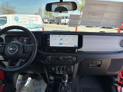 2026 Jeep Wrangler - Photo 2