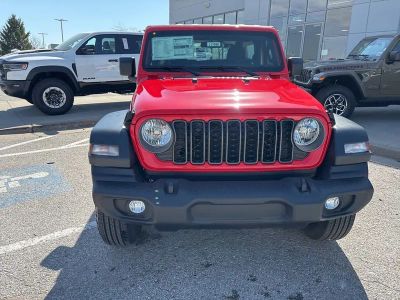 2026 Jeep Wrangler - Photo 9
