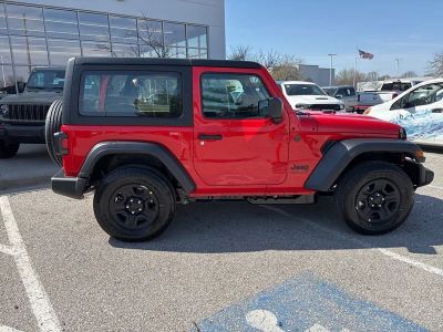 2026 Jeep Wrangler - Photo 31