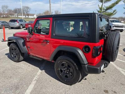 2026 Jeep Wrangler - Photo 19