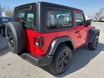 2026 Jeep Wrangler - Photo 27