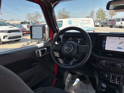 2026 Jeep Wrangler - Photo 43