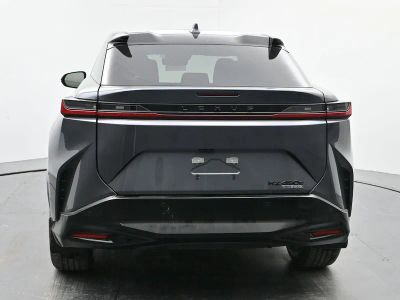 2026 Lexus RZ - Photo 4
