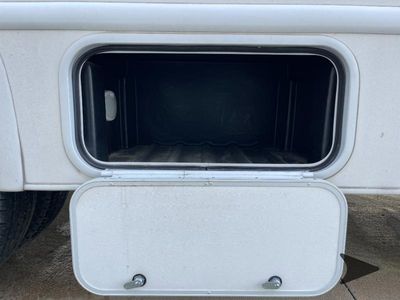 2022 Thor Motor Coach Chateau - Photo 12