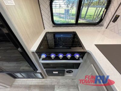 2025 CrossRoads RV Sunset Trail - Photo 16