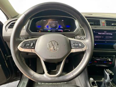 2024 Volkswagen Tiguan — photo 15 view
