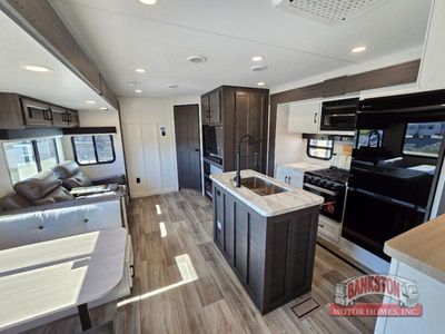 2026 SportTrek ST327VIK - Photo 7