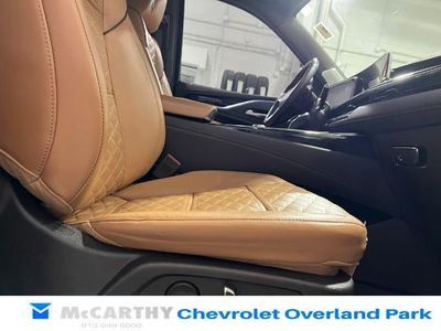 2023 Cadillac Escalade - Photo 38