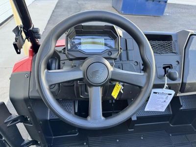 2026 Honda Pioneer 700-4 - Photo 11