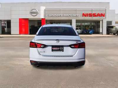 2023 Nissan Altima - Photo 4