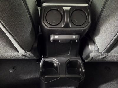 2026 Jeep Wrangler — photo 19 view