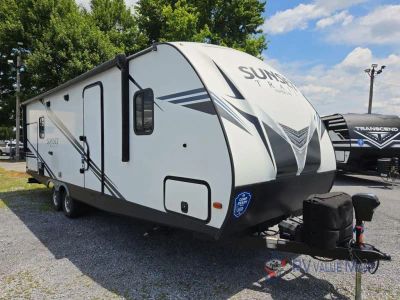 2020 CrossRoads RV Sunset Trail — front three-quarter view