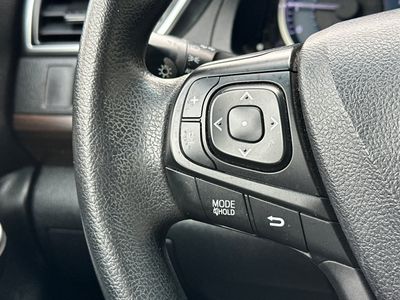 2015 Toyota Camry - Photo 23