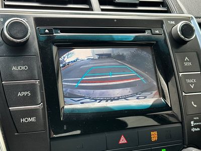 2015 Toyota Camry - Photo 19