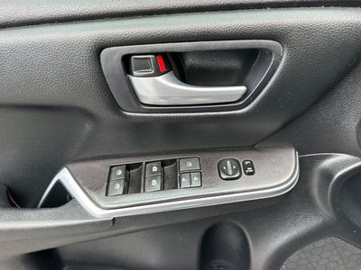 2015 Toyota Camry - Photo 12