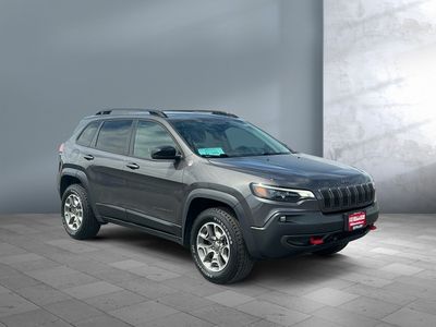 2022 Jeep Cherokee — photo 8 view