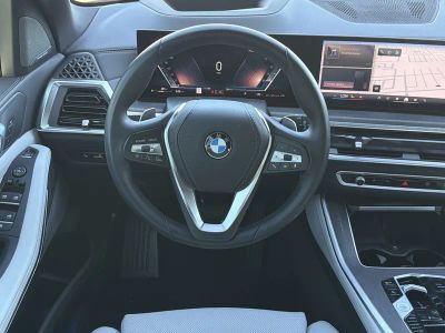 2025 BMW X5 — photo 14 view