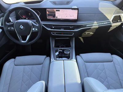2025 BMW X5 — photo 13 view