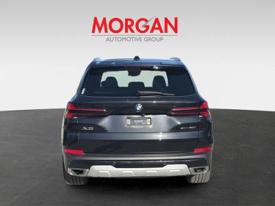 2025 BMW X5 — detail view