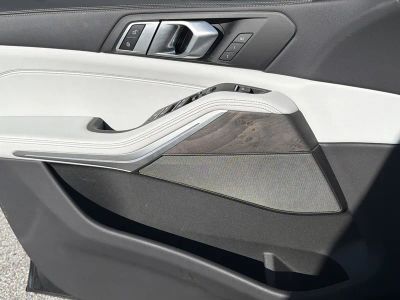 2025 BMW X5 — photo 25 view