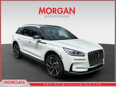 2024 Lincoln Corsair Reserve in White — front three-quarter view