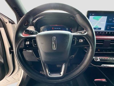 2024 Lincoln Corsair — photo 11 view