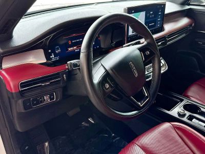 2024 Lincoln Corsair — photo 9 view