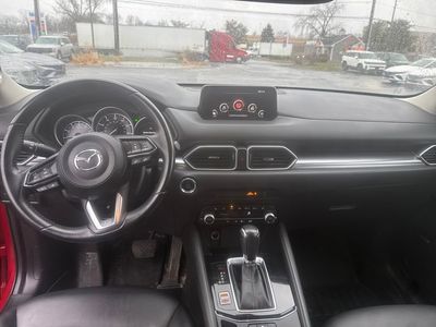 2019 Mazda CX-5 Touring — photo 16 view