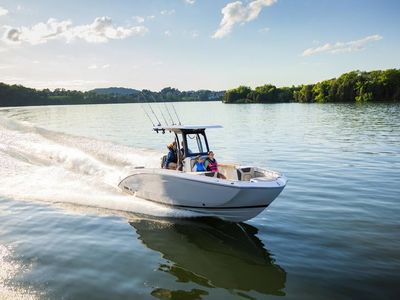 2026 Yamaha Boats 255 FSH Sport H - Photo 1