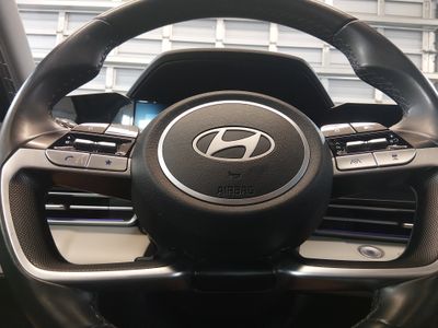 2024 Hyundai Elantra - Photo 12