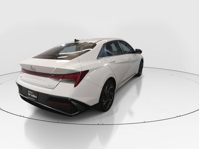 2024 Hyundai Elantra - Photo 7
