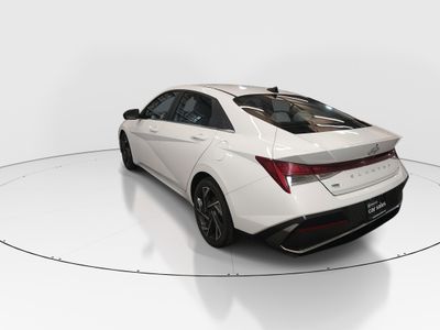 2024 Hyundai Elantra - Photo 5