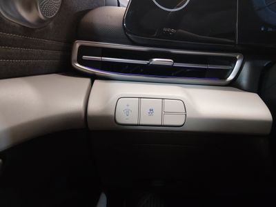 2024 Hyundai Elantra - Photo 13
