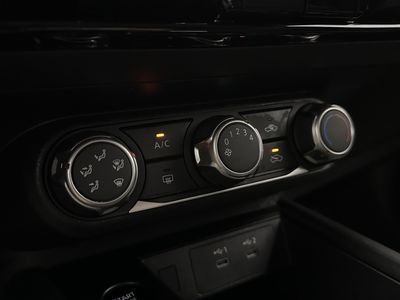 2025 Nissan Kicks - Photo 15
