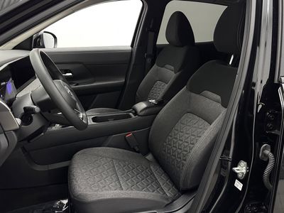 2025 Nissan Kicks - Photo 12
