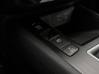2025 Nissan Kicks - Photo 16