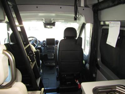 2026 Winnebago SOLIS - Photo 4