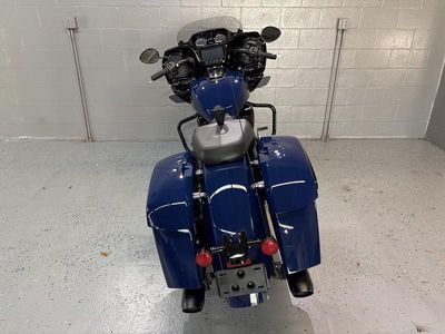 2025 Indian Motorcycle Challenger Dark Horse w/PowerBand Audio Springfield Blue - Photo 4