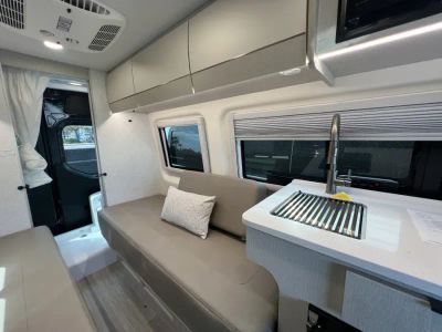 2027 Thor Motor Coach TRANQUILITY — photo 12 view