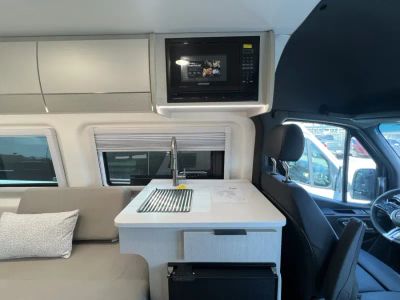 2027 Thor Motor Coach TRANQUILITY — photo 7 view