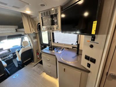 2026 Winnebago VIEW - Photo 11