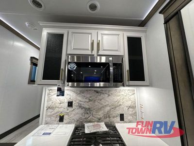 2026 Keystone RV Montana - Photo 19