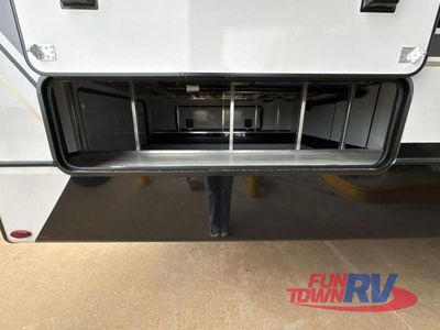 2026 Keystone RV Montana - Photo 6
