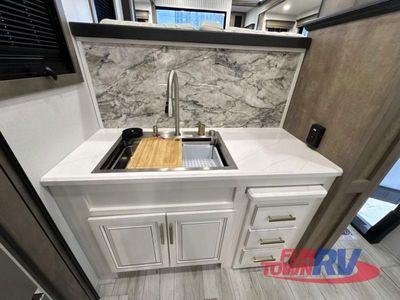 2026 Keystone RV Montana - Photo 17