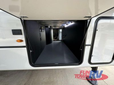 2026 Keystone RV Montana - Photo 13