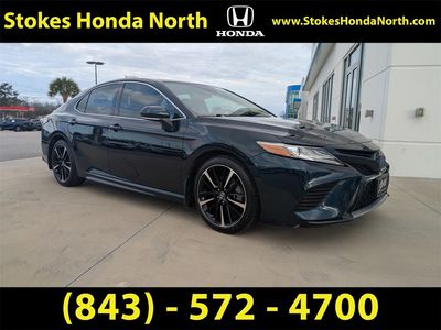 2019 Toyota Camry - Photo 2