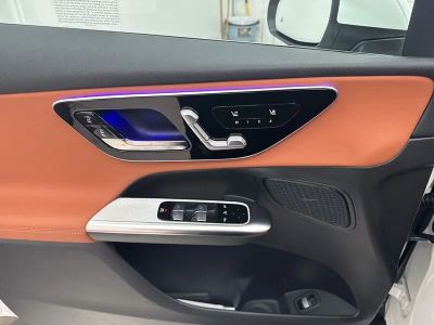 2026 Mercedes-Benz GLC - Photo 17